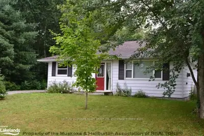 32 Anson Street, Minden Hills, On K0m 2k0