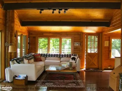 79 Alexandria Crescent, Seguin, On P0b 1j0