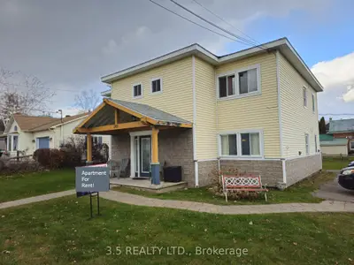 Fourplex in Merrickville-Wolford