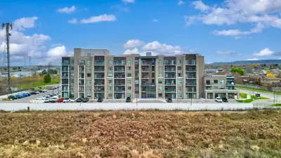 Condo Apartment in Lincoln