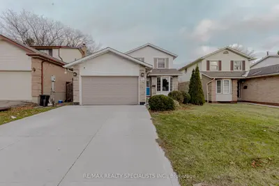 Detached in Cambridge