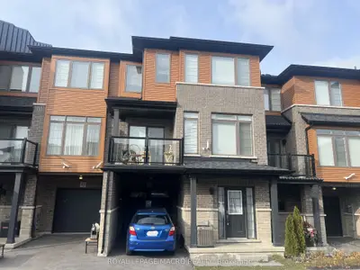 Att/Row/Townhouse in Hamilton