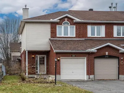 Att/Row/Townhouse in Barrhaven