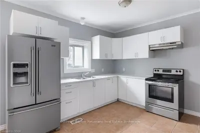 Detached in Guelph