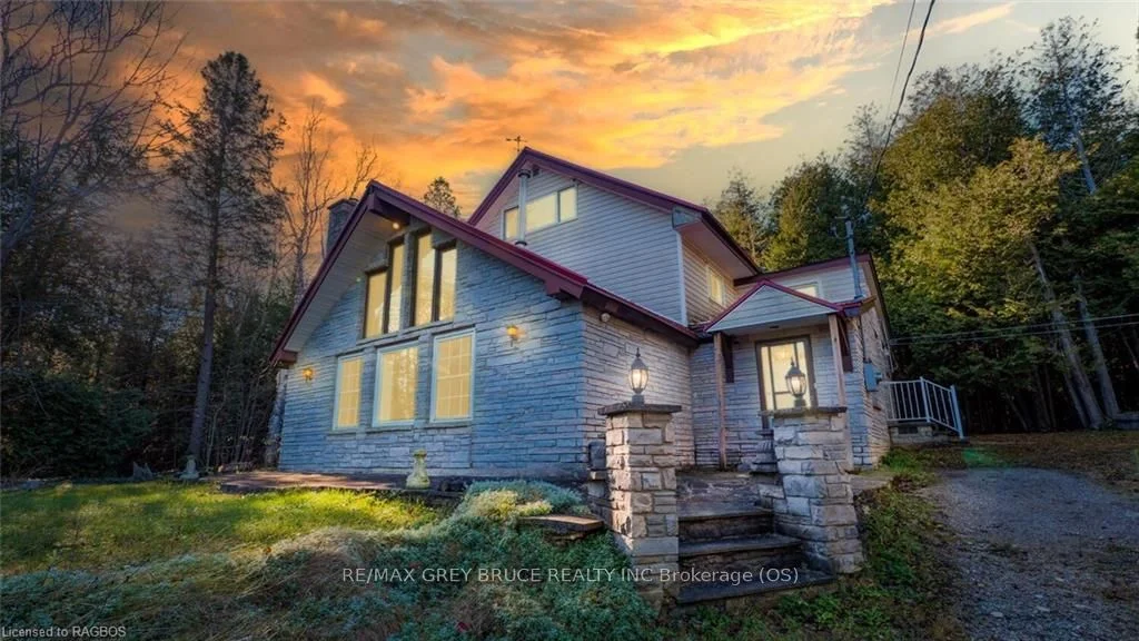 Detached in Northern Bruce Peninsula