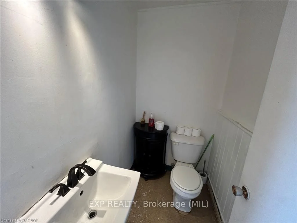 215 JANE STREET , Brockton, ON N0G 2V0