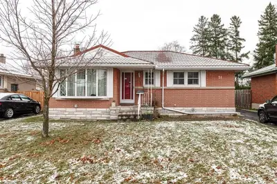 Detached in Stratford
