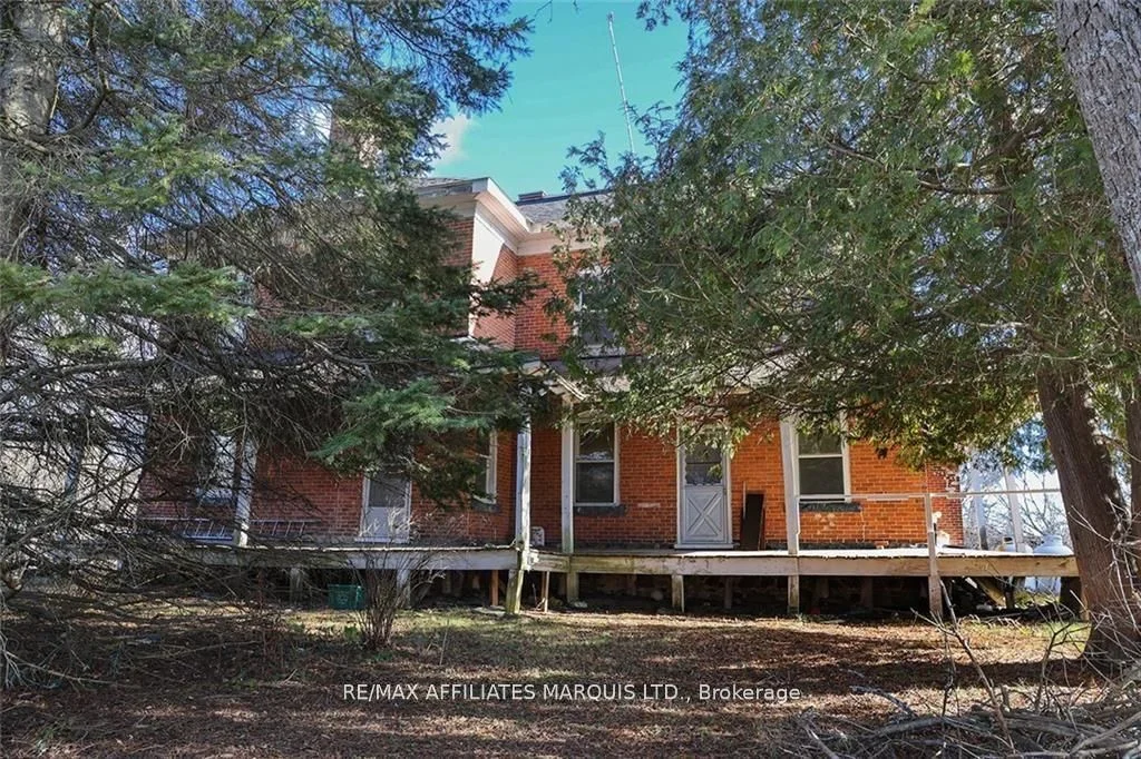 Detached in South Dundas