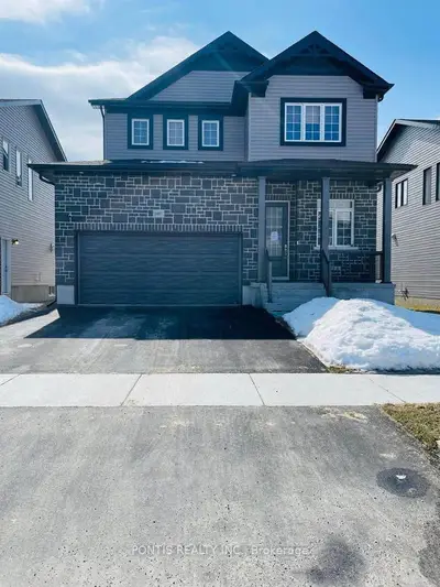 Duplex in Kingston