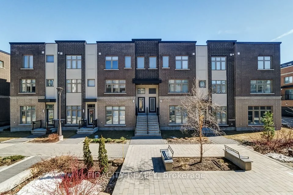 528 Ozawa , Manor Park - Cardinal Glen and Area, ON K1K 4Z9