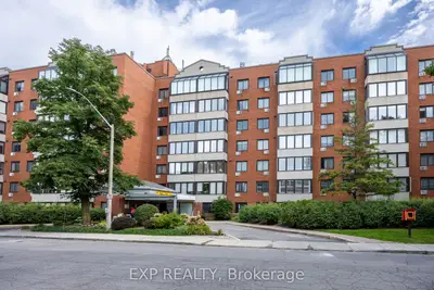 Condo Apartment in Manor Park - Cardinal Glen and Area