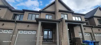 Att/Row/Townhouse in Guelph