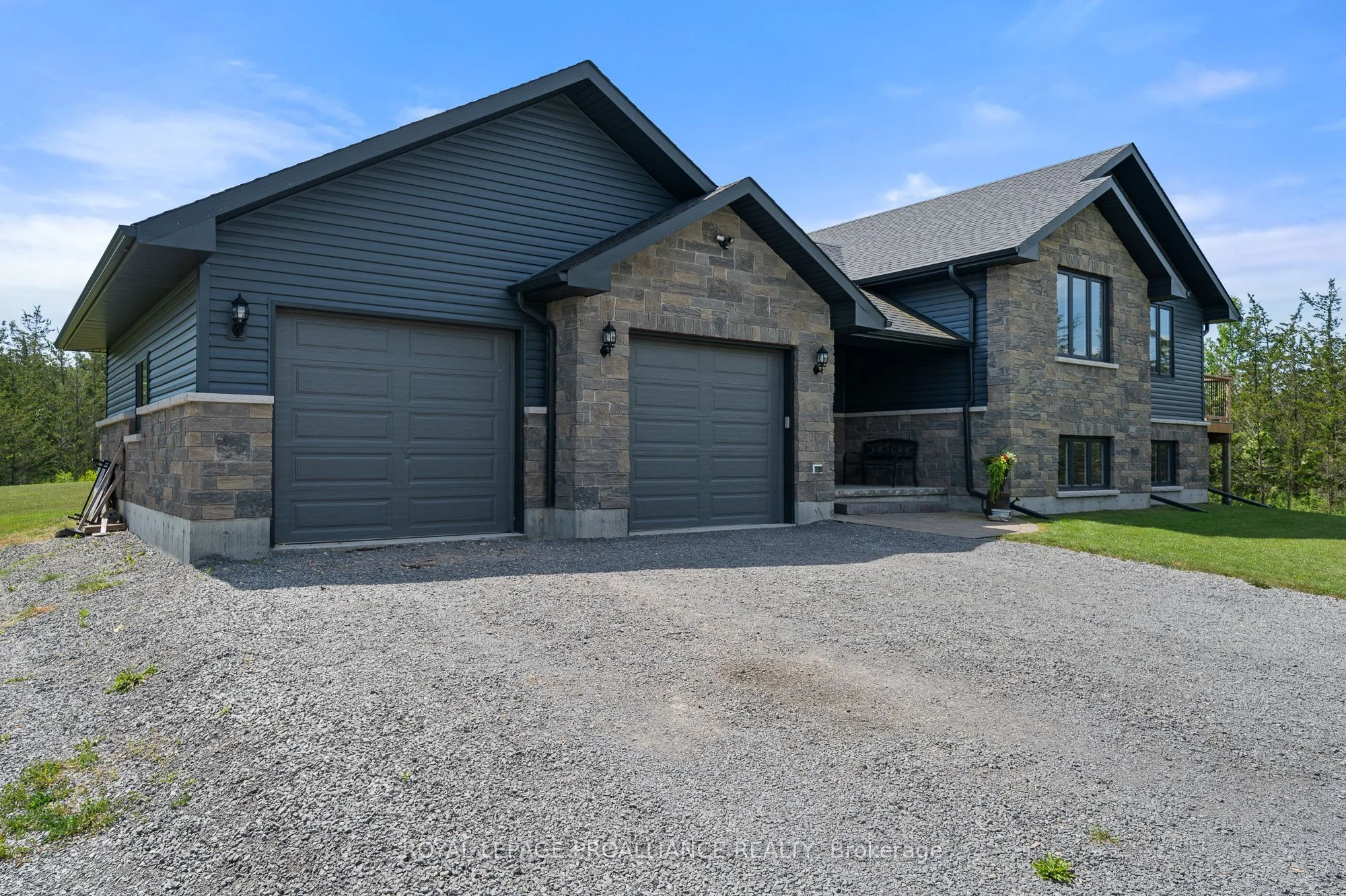 2263 Victoria Road, Prince Edward County, On K0k 1l0