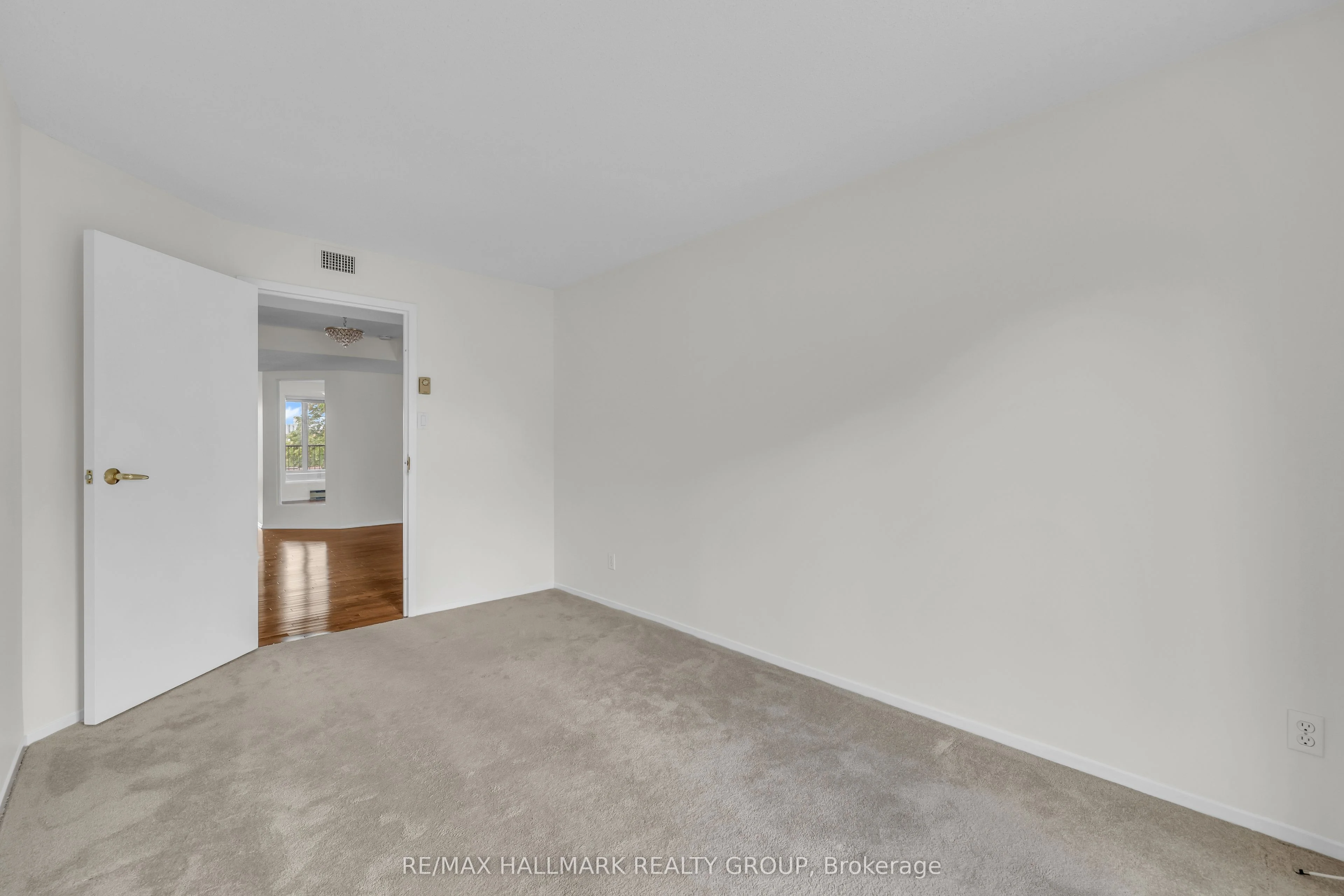 100 Rideau Terrace 7, New Edinburgh - Lindenlea, ON K1M 0Z2
