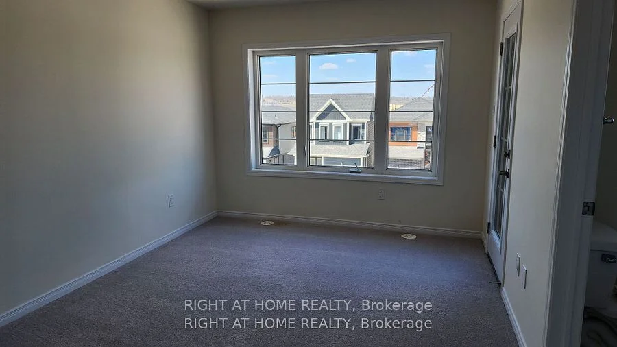 55 Bellhouse Avenue, Brantford, ON N3T 5L5