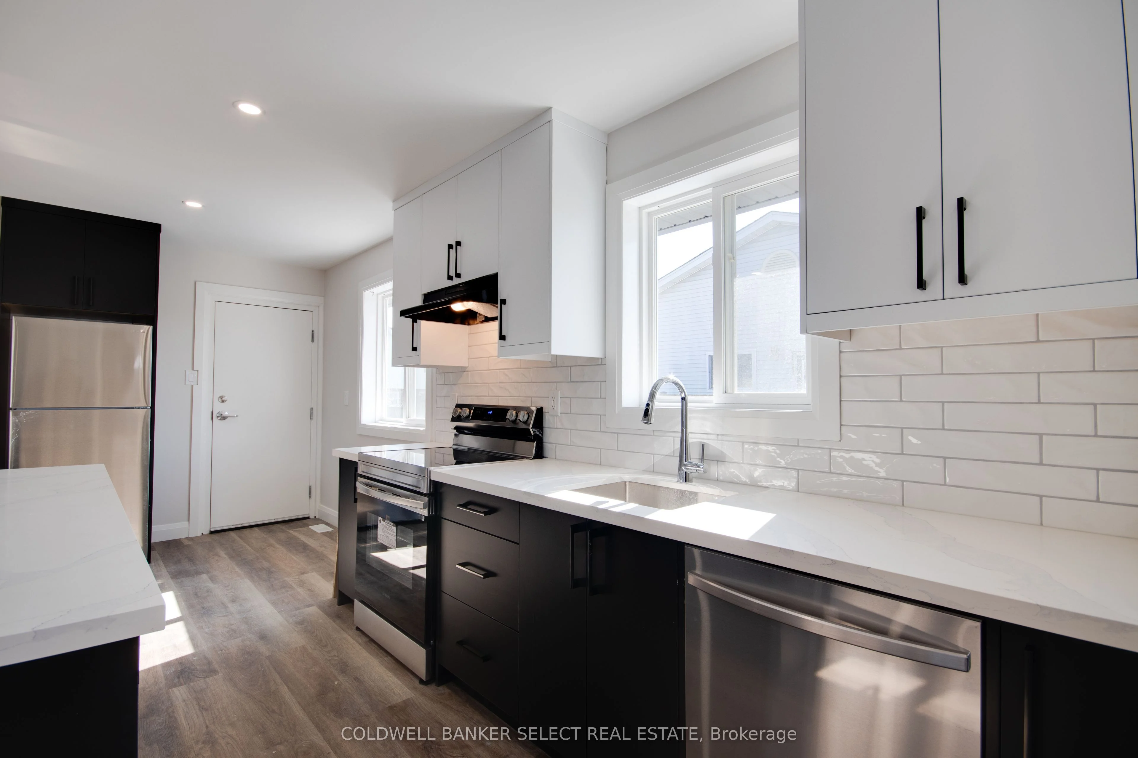 27 Apollo Drive 1, Port Colborne, On L3k 6b3