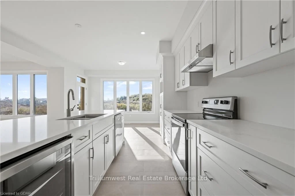 Detached in Centre Wellington
