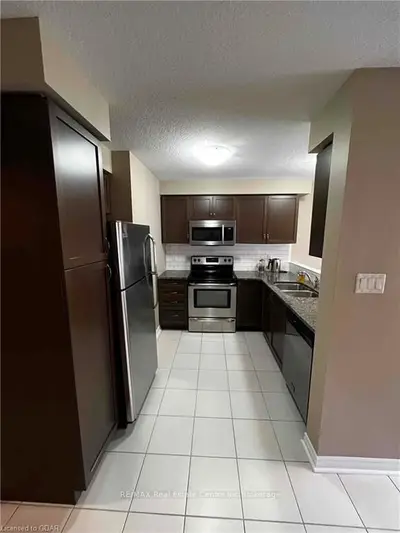 Condo Townhouse in Guelph