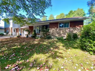 Detached in Centre Wellington
