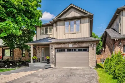 Detached in Guelph