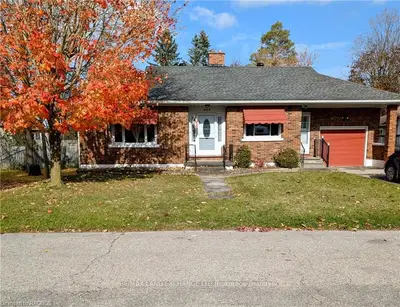 Detached in Brockton