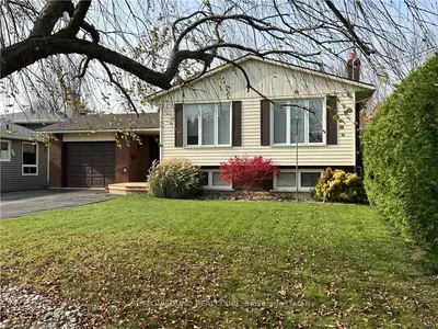 Detached in Owen Sound