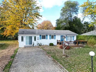 Detached in Bluewater