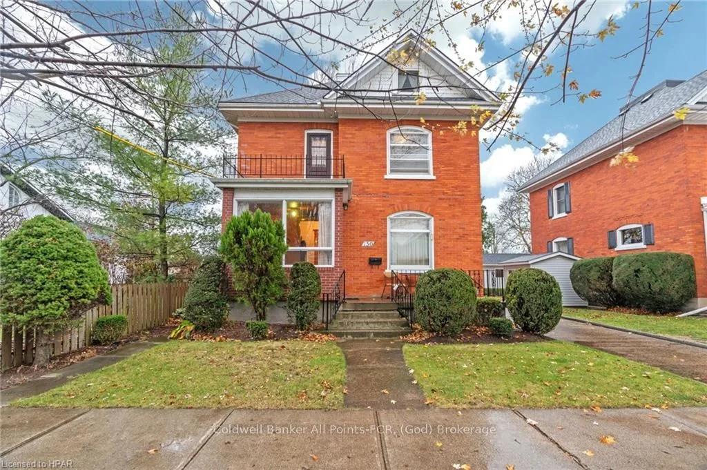 Detached in Goderich
