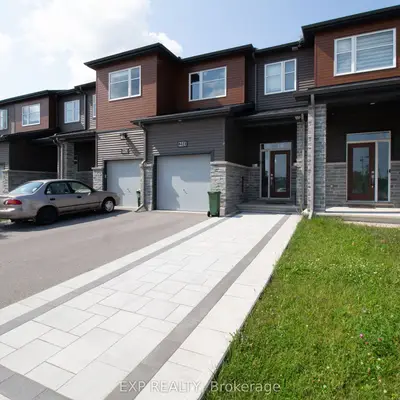 Att/Row/Townhouse in Barrhaven