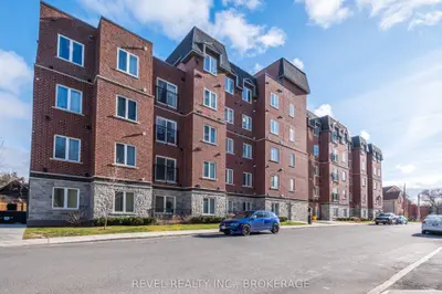 Condo Apartment in Kingston