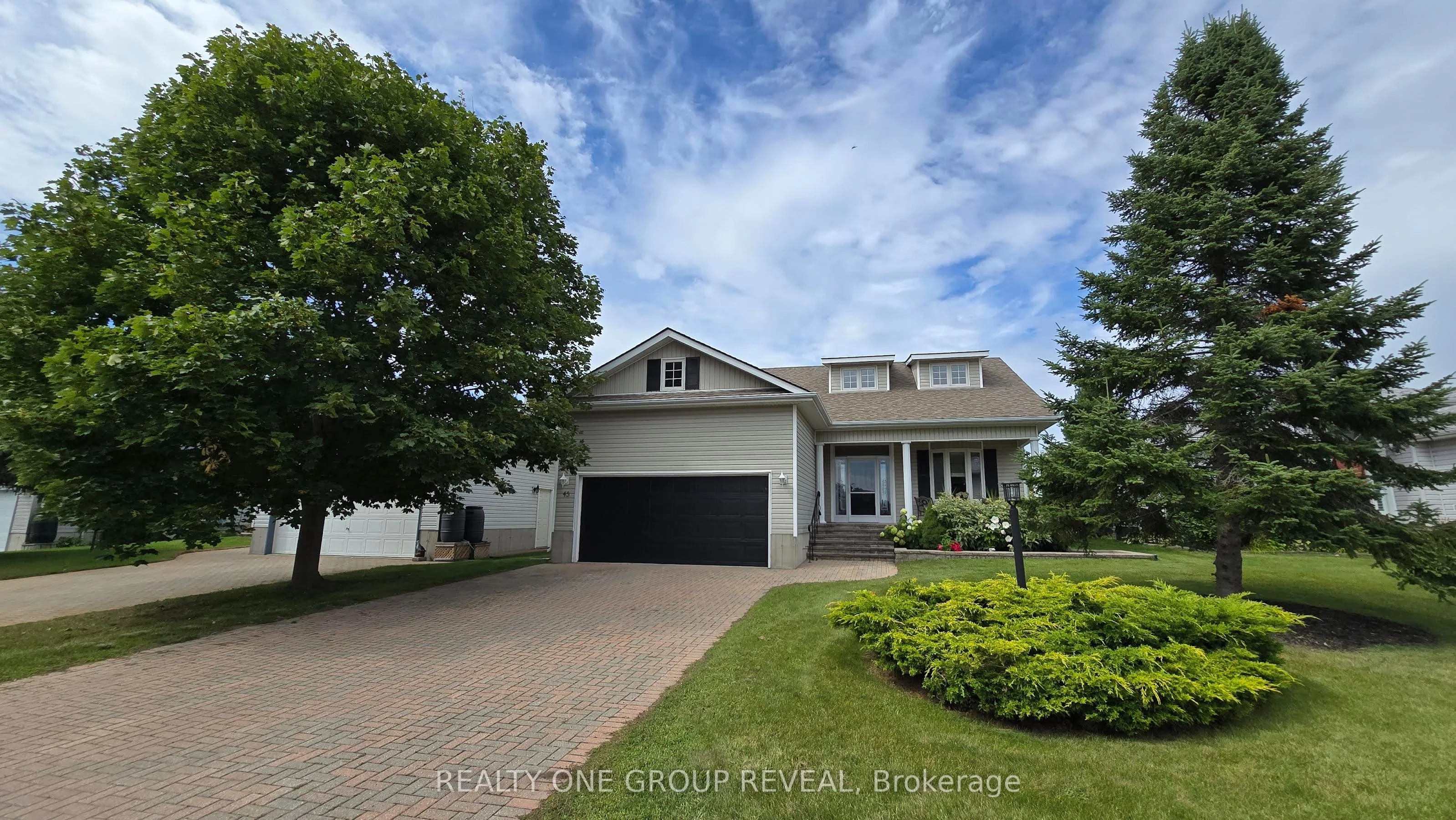 45 Elmdale Drive, Prince Edward County, On K0k 3l0