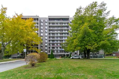 Condo Apartment in Alta Vista and Area
