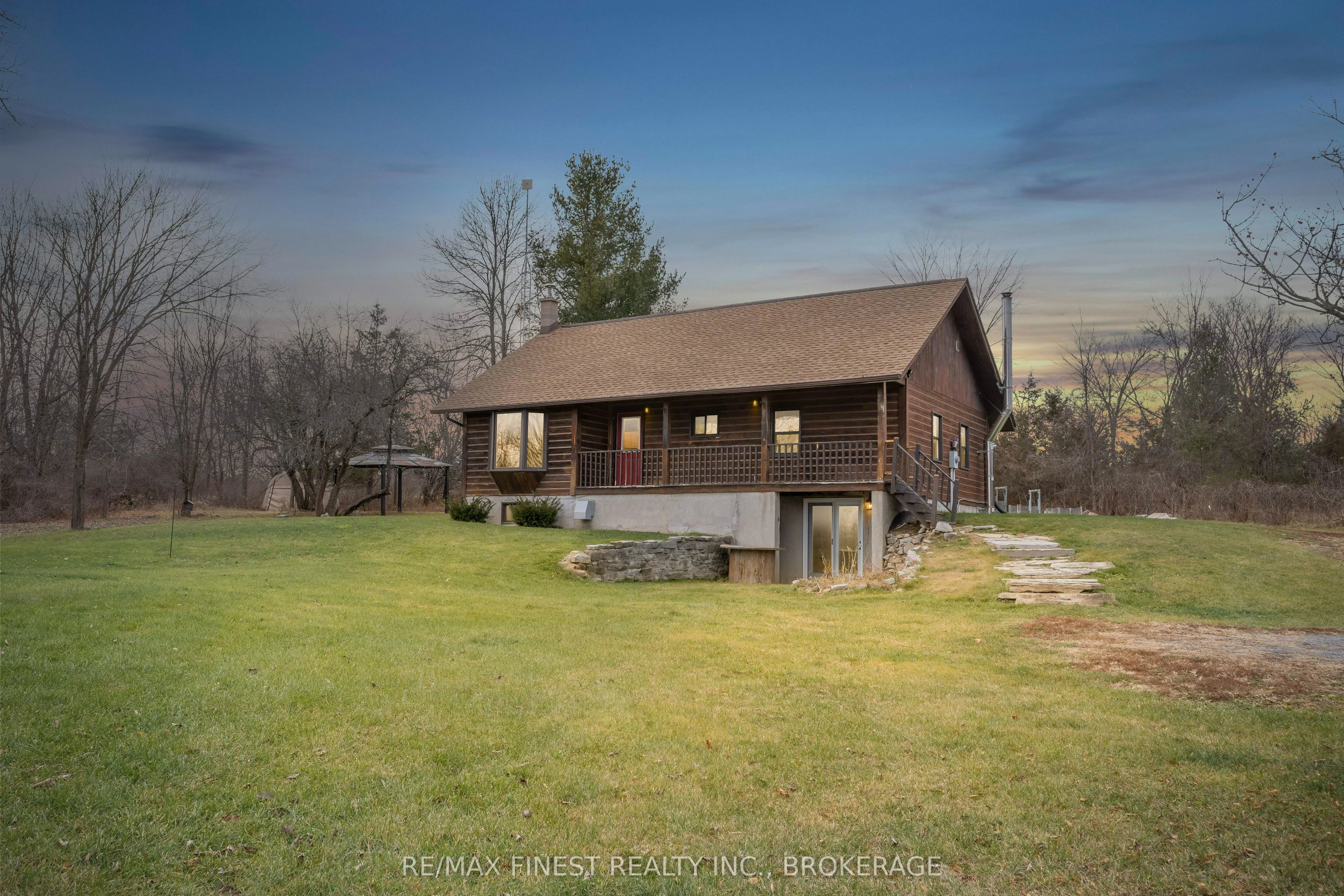 Rural Residential in Frontenac