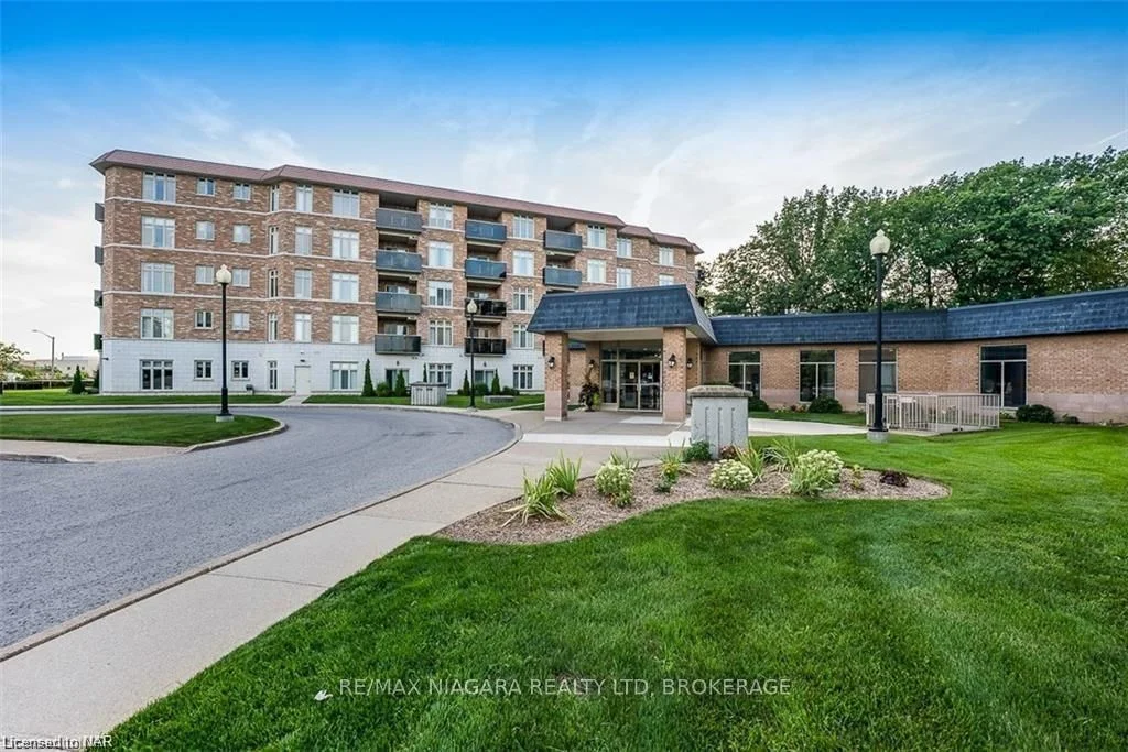 8111 Forest Glen Drive 523, Niagara Falls, On L2h 2y7
