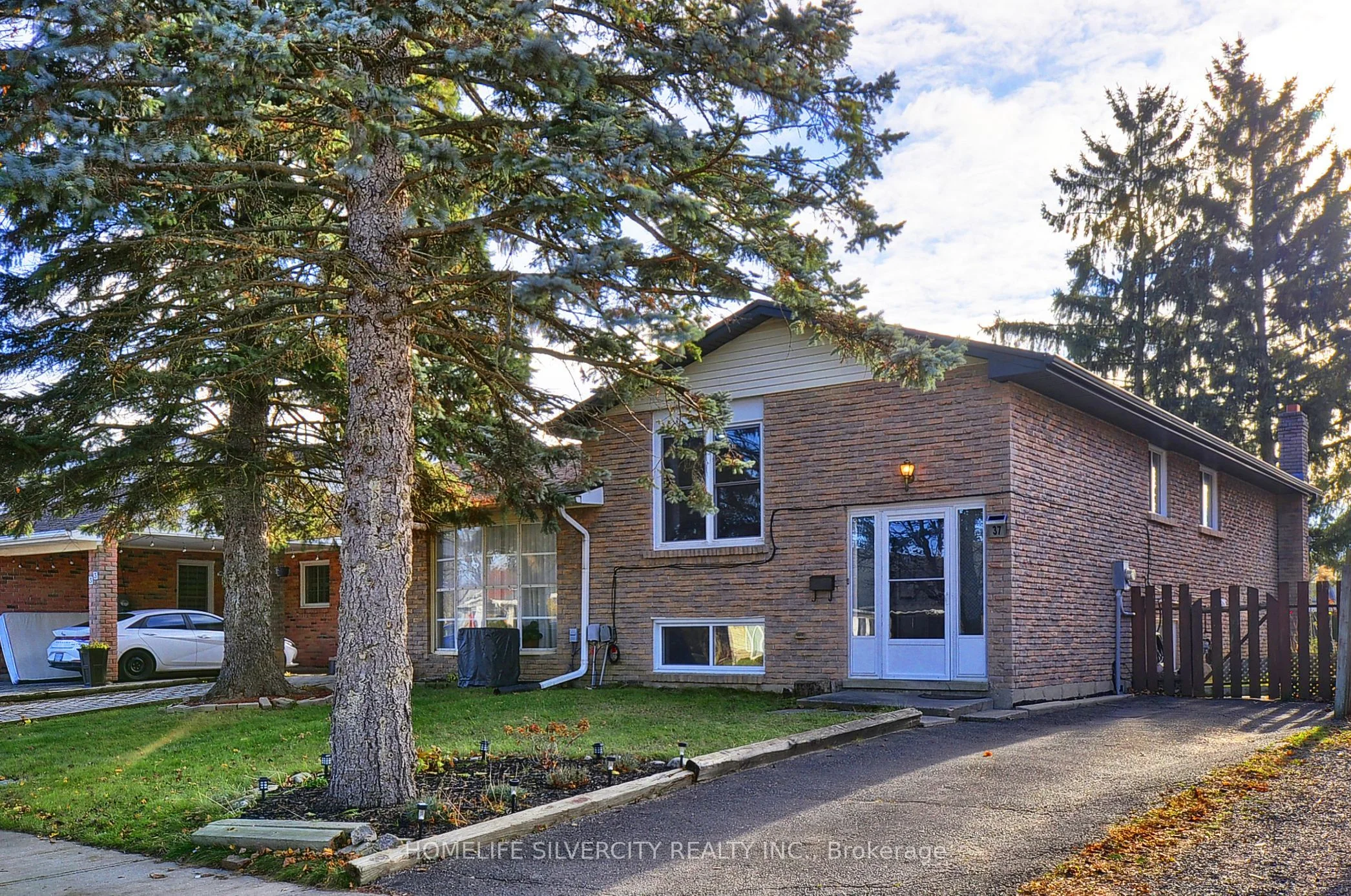 Semi-Detached in Brantford