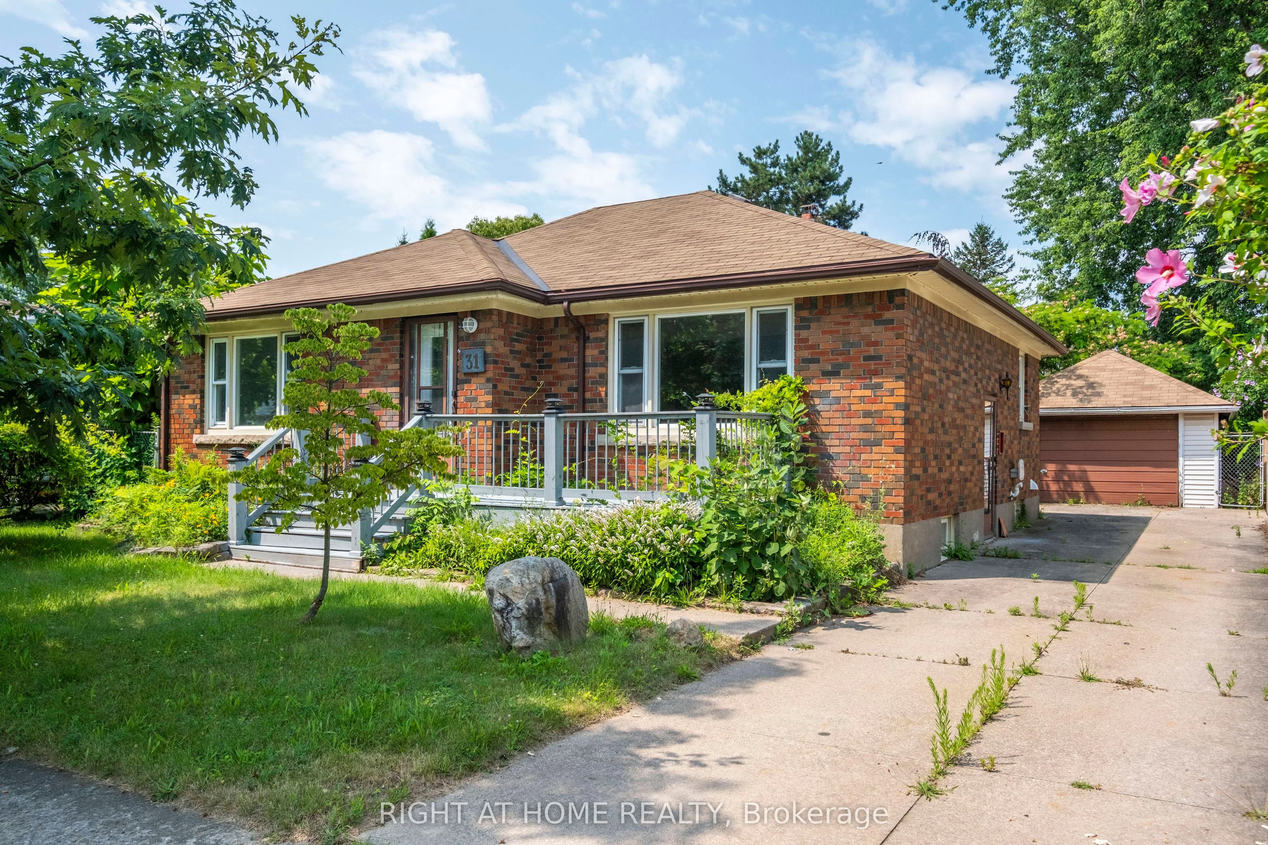 Detached in St. Catharines