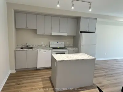 Condo Apartment in St. Catharines