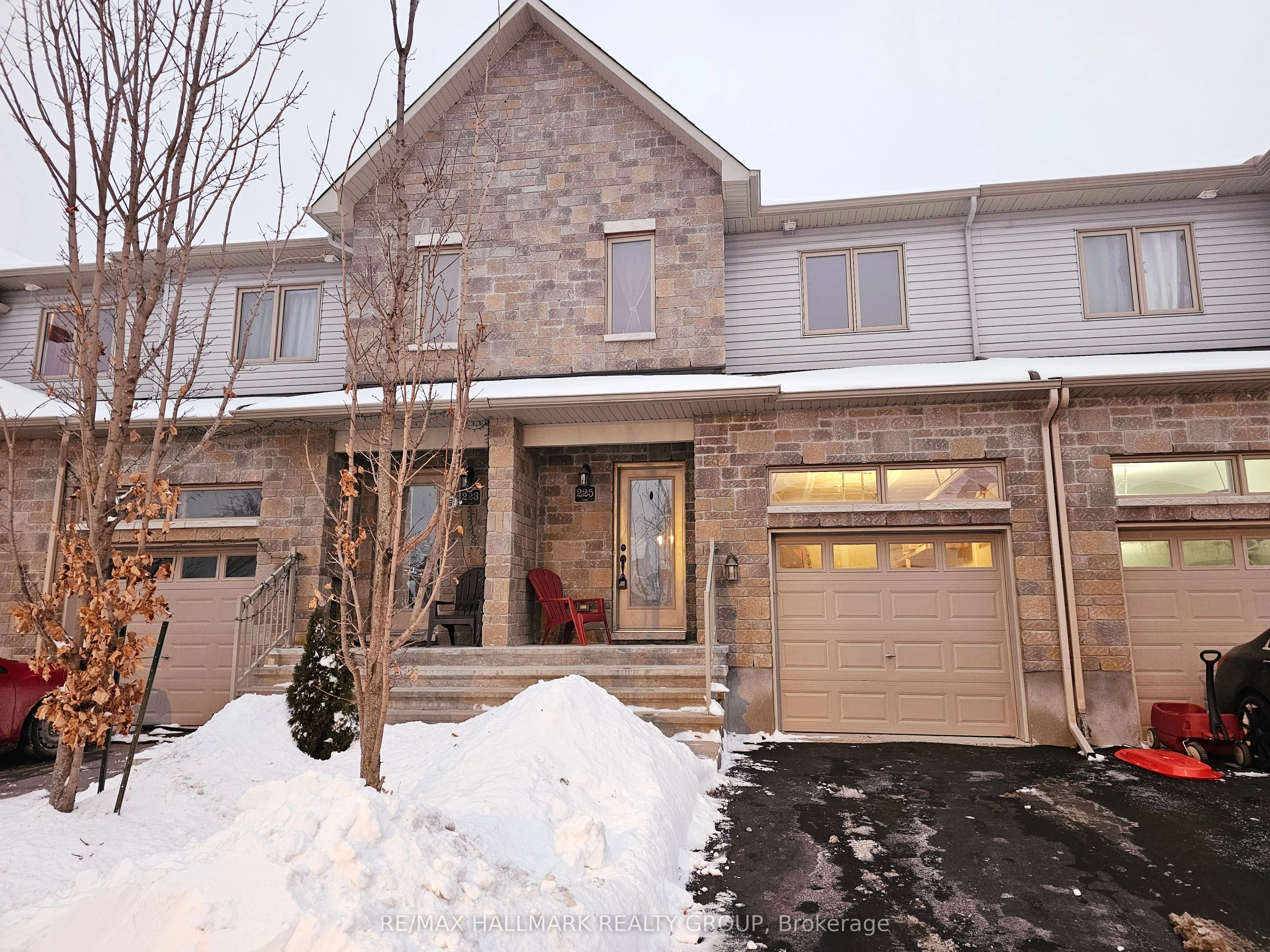 Att/Row/Townhouse in Carleton Place