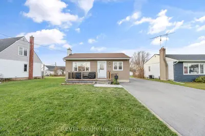 Detached in Fort Erie