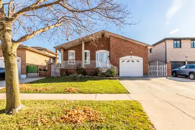 Detached in Hamilton
