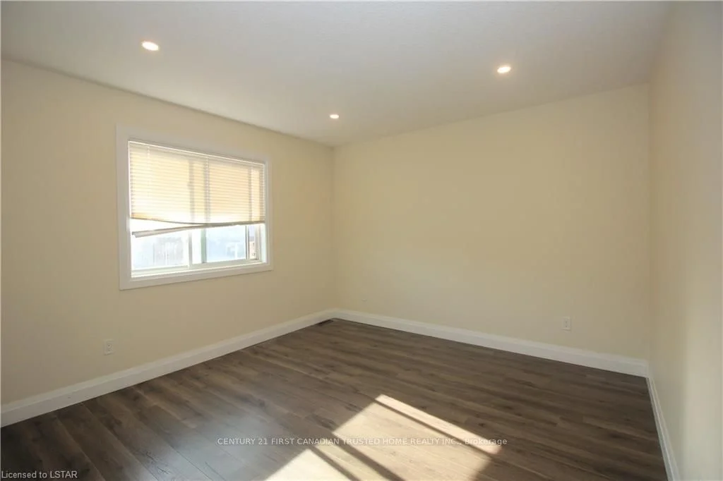 2779 Oriole Drive Upper, London South, ON N6M 1E7