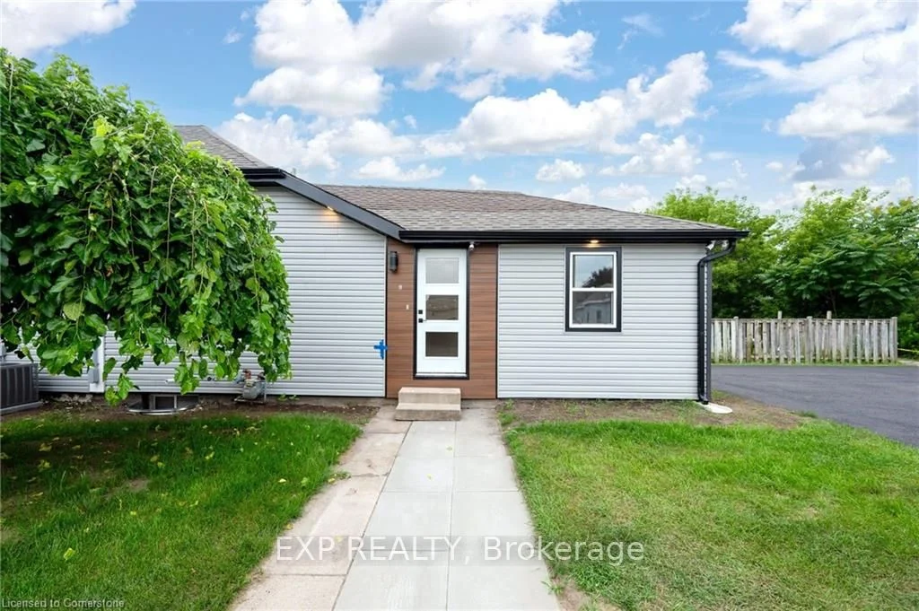 222 Hamilton Road Unit A, London East, On N5z 1r1