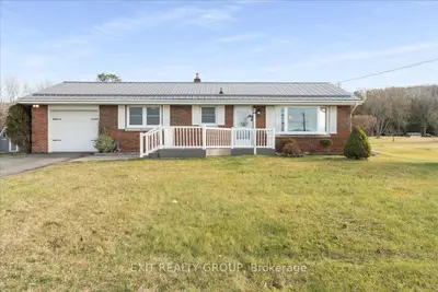 Detached in Quinte West