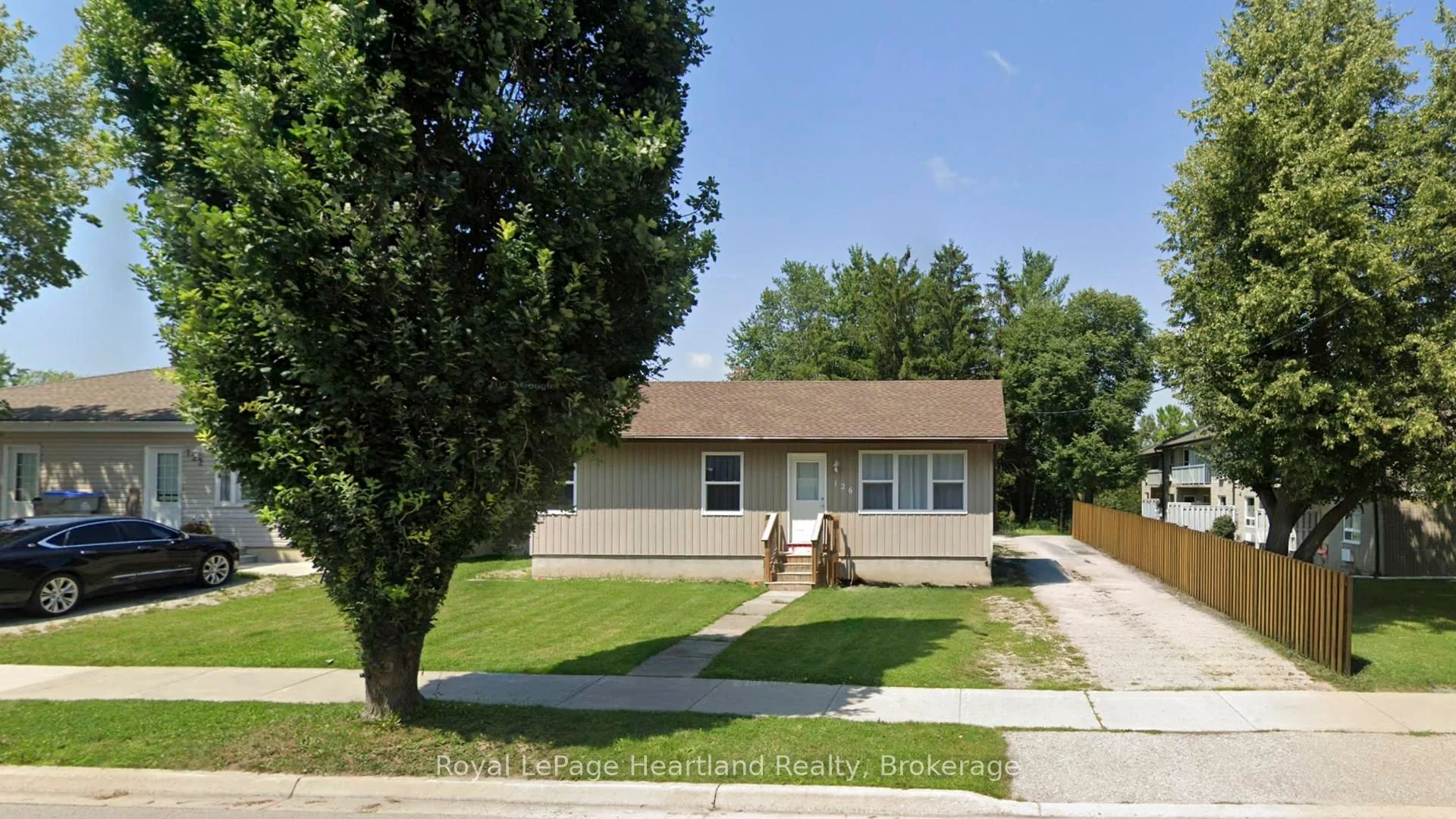 Detached in South Huron