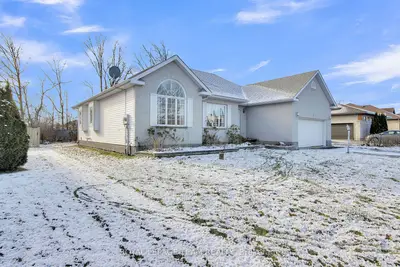 Detached in Stittsville - Munster - Richmond