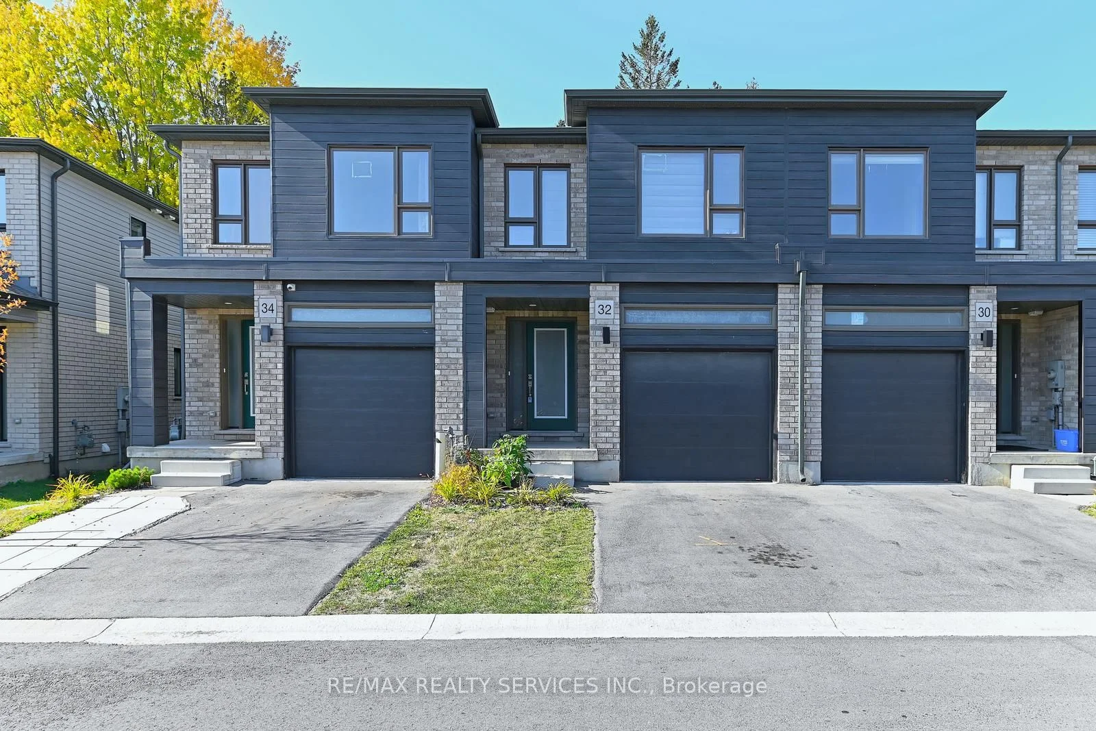 Att/Row/Townhouse in Kitchener