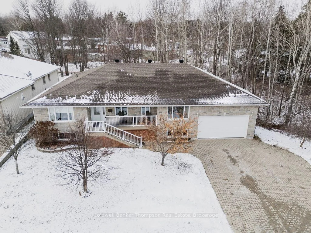 Detached in North Bay