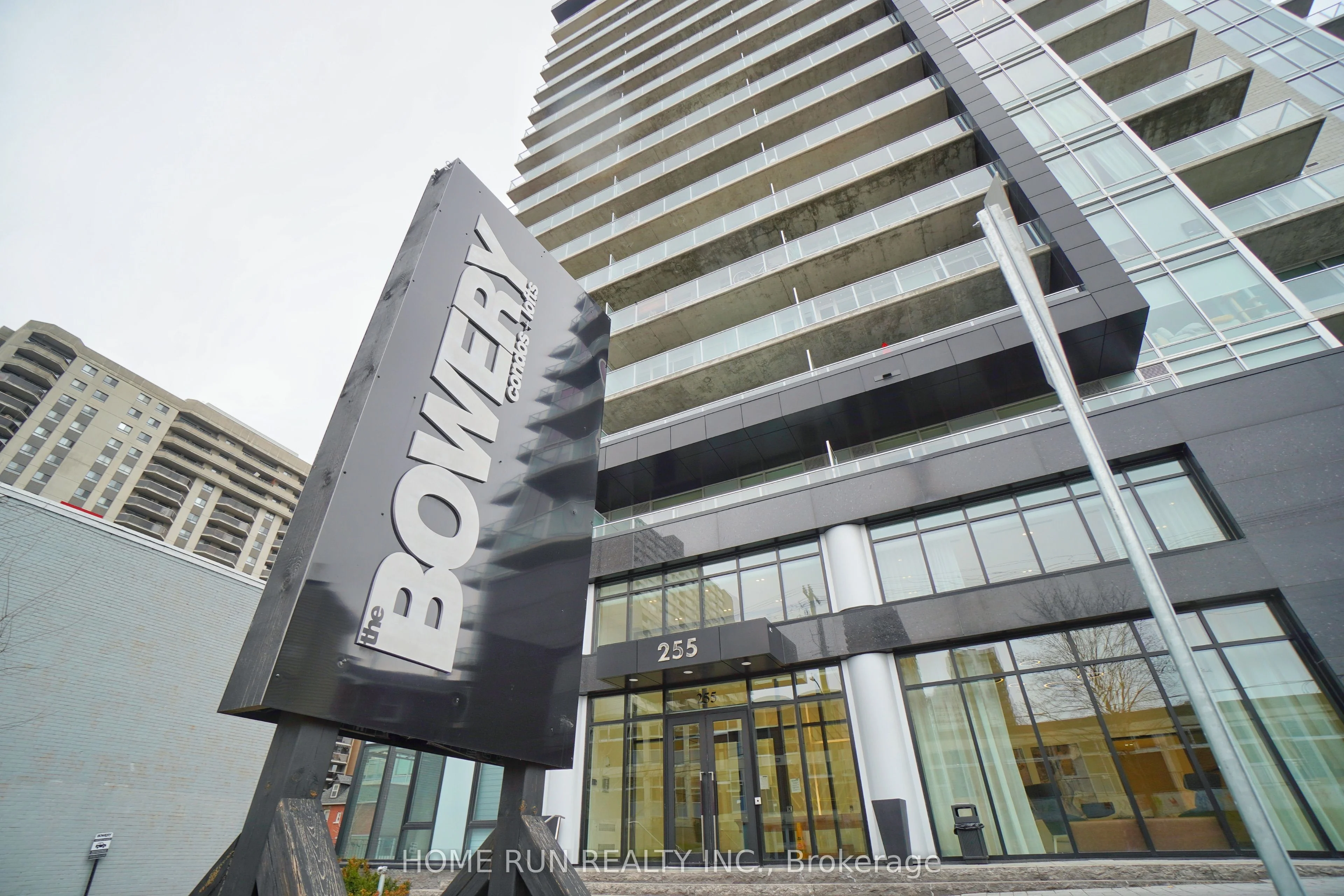 Condo Apartment in Ottawa Centre