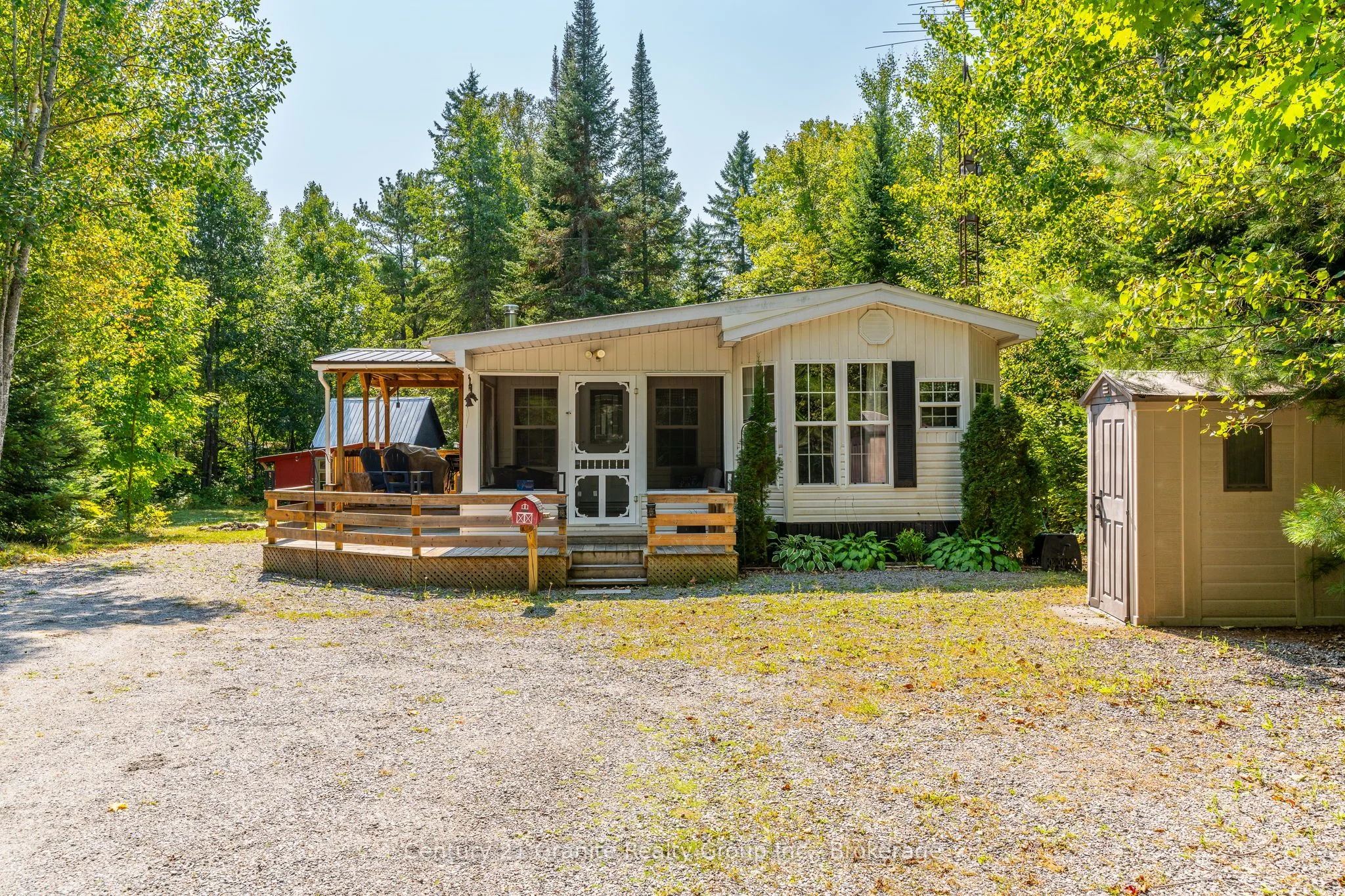 Detached in Hastings Highlands