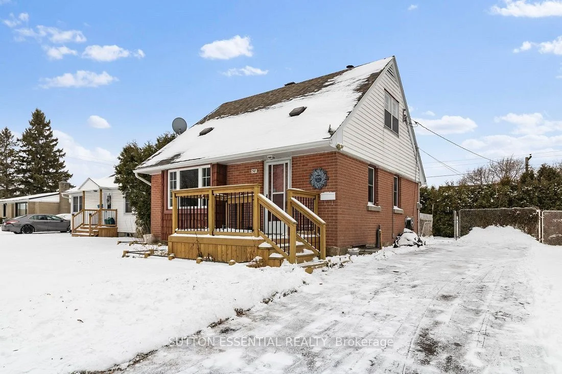 Detached in Brockville